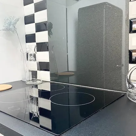 La Vie, Maison Entiere Pour 4 Personnes, Avec Exterieur, Inclus, Menage, Linge, Wifi *