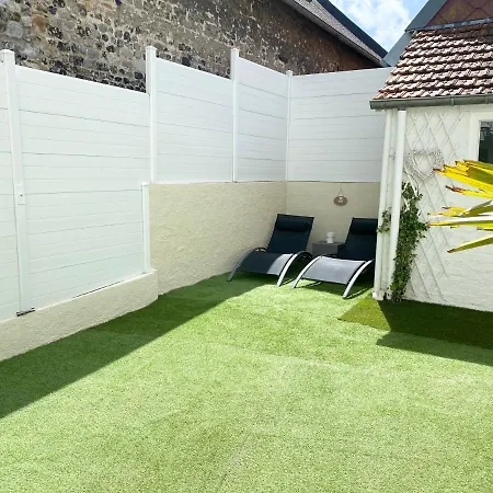 Prázdninový dům La Vie, Maison Entiere Pour 4 Personnes, Avec Exterieur, Inclus, Menage, Linge, Wifi *